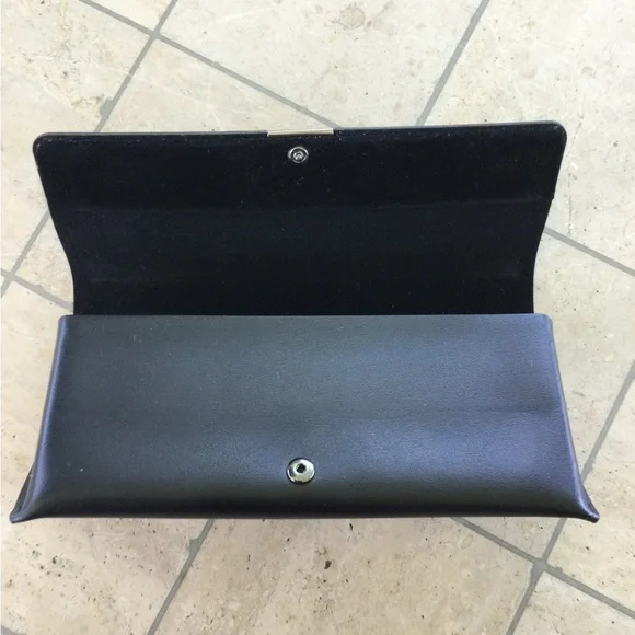 Hugo Boss semi hard case for sunglasses/eye glasses - Picture 4 of 5